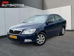 Blauw, metallic lak Gebruikt 2012 Skoda Octavia Business Line Sedan | € 4.345 (Super prijs)