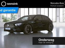 Zwart Gebruikt 2021 Mercedes A250 Premium Hatchback | € 30.850 (Eerlijke prijs)