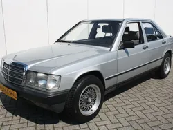 Grijs Gebruikt 1984 Mercedes 190 Sedan | € 12.999