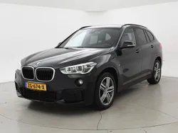 Zwart, metallic lak Gebruikt 2016 BMW X1 M Sport SUV | € 20.950 (Eerlijke prijs)