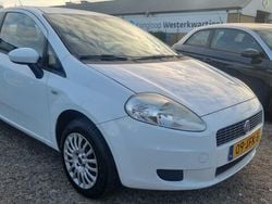 Wit Gebruikt 2009 Fiat Grande Punto Hatchback | € 1.500 (Eerlijke prijs)