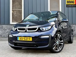 Blauw, metallic lak Gebruikt 2018 BMW i3 Basis Hatchback | € 14.950 (Eerlijke prijs)