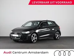 Zwart Nieuw 2025 Audi A1 Sportback S-Line Hatchback | € 35.900 (Super prijs)