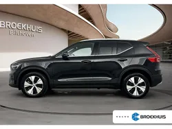 Zwart Gebruikt 2023 Volvo XC40 Core SUV | € 39.900 (Eerlijke prijs)