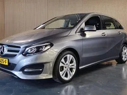 Grijs Gebruikt 2015 Mercedes B180 Ambition MPV | € 12.950 (Eerlijke prijs)