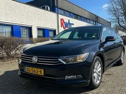 Zwart Gebruikt 2015 VW Passat Highline Stationwagen | € 8.500 (Eerlijke prijs)