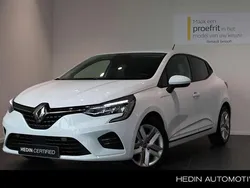 Ice white bc (ov369) Gebruikt 2021 Renault Clio V Zen Hatchback | € 13.450 (Goede deal)