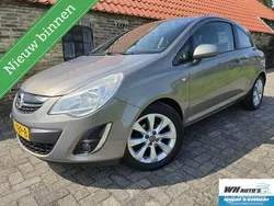Bruin Gebruikt 2012 Opel Corsa Edition Hatchback | € 2.990 (Eerlijke prijs)