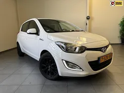 Wit Gebruikt 2014 Hyundai i20 Hatchback | € 4.950 (Eerlijke prijs)