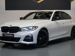 Wit Gebruikt 2020 BMW 330 Shadowline Sedan | € 39.950 (Duur)