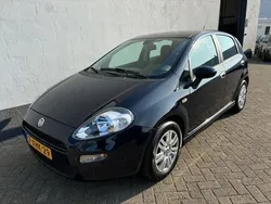 Blauw Gebruikt 2014 Fiat Punto Evo Street Hatchback | € 3.750 (Goede deal)