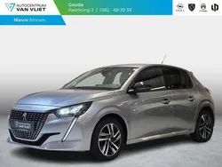 Grijs Gebruikt 2022 Peugeot 208 Allure Hatchback | € 14.400 (Goede deal)
