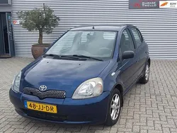 Blauw Gebruikt 2002 Toyota Yaris Hatchback | € 1.399 (Eerlijke prijs)