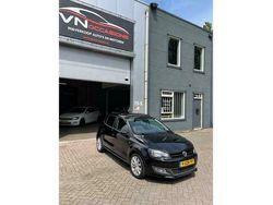 Zwart Gebruikt 2012 VW Polo Highline Hatchback | € 6.999 (Duur)