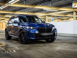Blauw, metallic lak Gebruikt 2023 BMW X5 M Sport SUV | € 99.900