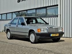 Zilver Gebruikt 1983 Mercedes 190 Sedan | € 9.950