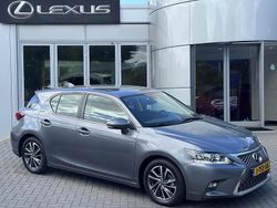 Grijs Gebruikt 2018 Lexus CT200h Business Edition Hatchback | € 18.900 (Goede deal)