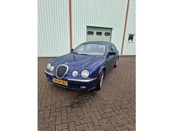 Blauw, metallic lak Gebruikt 2001 Jaguar S-Type Executive Sedan | € 1.000 (Super prijs)