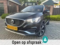 Zwart Gebruikt 2020 MG ZS Luxury Sedan | € 10.850 (Super prijs)