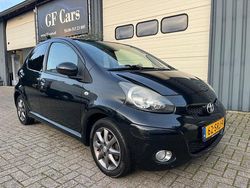 Zwart Gebruikt 2011 Toyota Aygo Hatchback | € 1.995 (Eerlijke prijs)