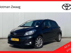 Zwart Gebruikt 2011 Toyota Yaris Hatchback | € 10.999 (Duur)