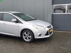 Grijs Gebruikt 2013 Ford Focus Titanium Stationwagen | € 5.999 (Eerlijke prijs)