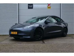 Grijs Gebruikt 2021 Tesla Model 3 Long Range Sedan | € 27.999 (Duur)