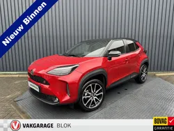 Rood Gebruikt 2023 Toyota Yaris Cross Sport SUV | € 31.950 (Iets duurder)