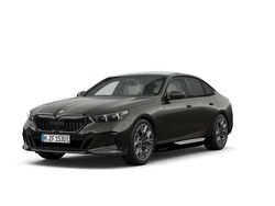 Grijs Nieuw 2024 BMW 530e Sedan | € 94.164