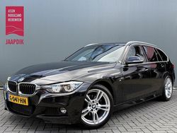 Zwart Gebruikt 2019 BMW 318 Sport Line Stationwagen | € 16.899 (Eerlijke prijs)