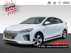 Wit Gebruikt 2017 Hyundai Ioniq Comfort Hatchback | € 10.830 (Eerlijke prijs)