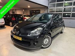 Zwart Gebruikt 2007 Renault Clio II R.S. Hatchback | € 1.999 (Goede deal)