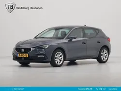 Grijs Gebruikt 2023 Seat Leon Business Hatchback | € 23.940 (Eerlijke prijs)