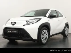 Wit Gebruikt 2024 Toyota Aygo Business Edition Hatchback | € 17.445 (Goede deal)