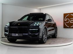 Zwart Gebruikt 2023 Porsche Cayenne Chrono SUV | € 109.980 (Duur)