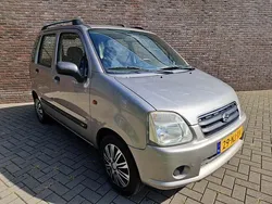 Grijs Gebruikt 2004 Suzuki Wagon R GLX Hatchback | € 1.695 (Eerlijke prijs)