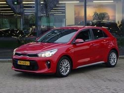 Rood Gebruikt 2017 Kia Rio Hatchback | € 7.950 (Goede deal)