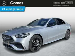 Grijs, metallic lak Gebruikt 2024 Mercedes C300e AMG line Sedan | € 52.950 (Goede deal)