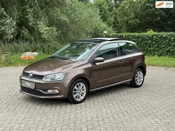 Bruin, metallic lak Gebruikt 2014 VW Polo Highline Hatchback | € 8.250 (Eerlijke prijs)