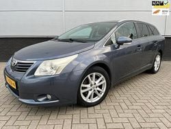 Blauw Gebruikt 2011 Toyota Avensis Stationwagen | € 7.750 (Goede deal)