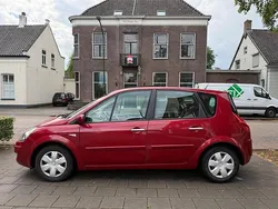 Rood Gebruikt 2008 Renault Scénic II Business MPV | € 3.299 (Iets duurder)