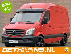 Rood Gebruikt 2017 Mercedes Sprinter Van | € 14.850 (Goede deal)