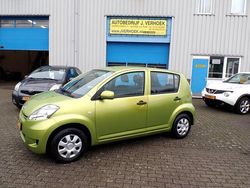 Groen Gebruikt 2009 Daihatsu Sirion Hatchback | € 2.745 (Eerlijke prijs)
