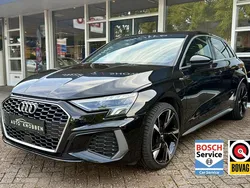 Zwart Gebruikt 2021 Audi A3 Sportback e-tron Competition Sedan | € 25.800 (Goede deal)