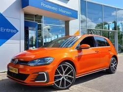 Oranje Gebruikt 2018 VW Golf VII GTE Hatchback | € 18.450 (Eerlijke prijs)