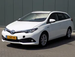 Wit Gebruikt 2016 Toyota Auris Hybrid Business Edition Hatchback | € 12.700 (Goede deal)