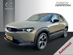 Zircon sand (geel metallic) Gebruikt 2023 Mazda MX30 Makoto SUV | € 27.950 (Goede deal)