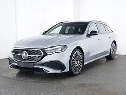 Licht hightechzilver metallic Gebruikt 2024 Mercedes 300 AMG Stationwagen | € 61.945
