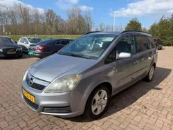 Grijs Gebruikt 2006 Opel Zafira Essentia MPV | € 1.750 (Eerlijke prijs)