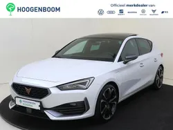 Wit Gebruikt 2022 Cupra Leon VZ Hatchback | € 27.950 (Eerlijke prijs)